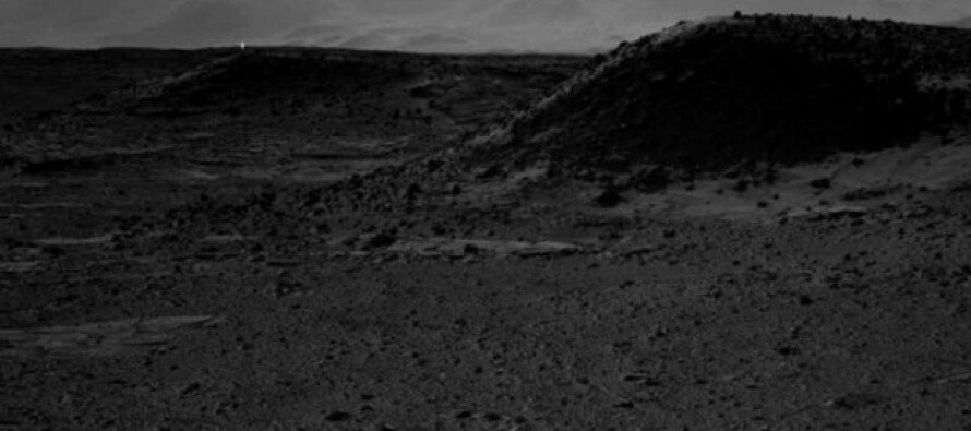 What Is It?? A Mysterious Light On Mars That So Far Has No Official Explanation…